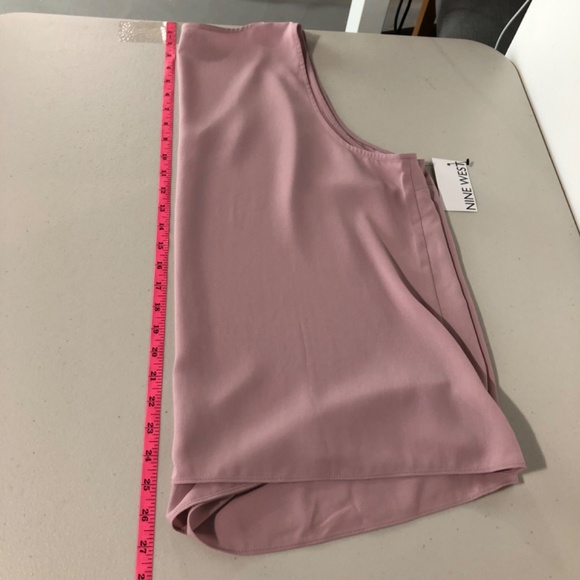 Nine West Womens Tank Top Blouse Size XXL Pink Softshell V Neck Lightweight NWT - Picture 9 of 11